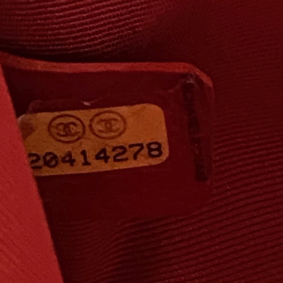 Pre-Owned Authentic Chanel Boy Bag Red Lambskin Old Medium - Picture 15 of 16